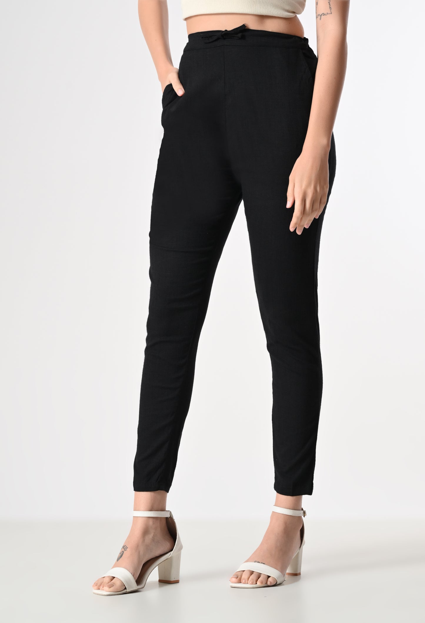MAURYA Women's Black Solid Lycra Pant with 2 Side Pockets (MPT021)