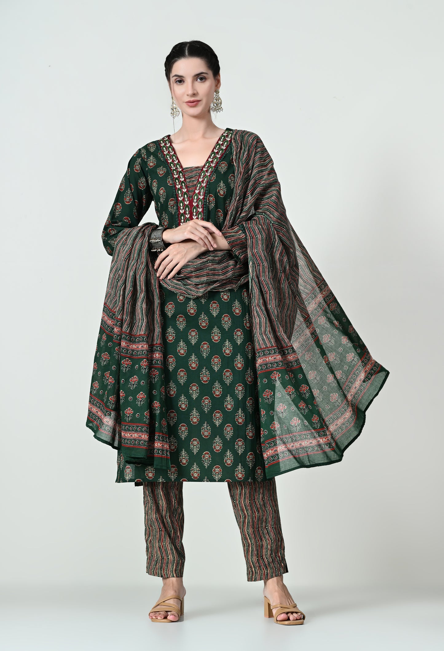 MAURYA Women's 100% Cotton Kalamkari Print Green Colour Embroidery with Lace Kurta Set with Trendy Dupatta (WMKS005)