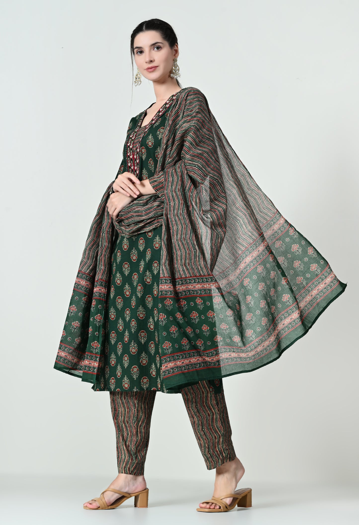 MAURYA Women's 100% Cotton Kalamkari Print Green Colour Embroidery with Lace Kurta Set with Trendy Dupatta (WMKS005)