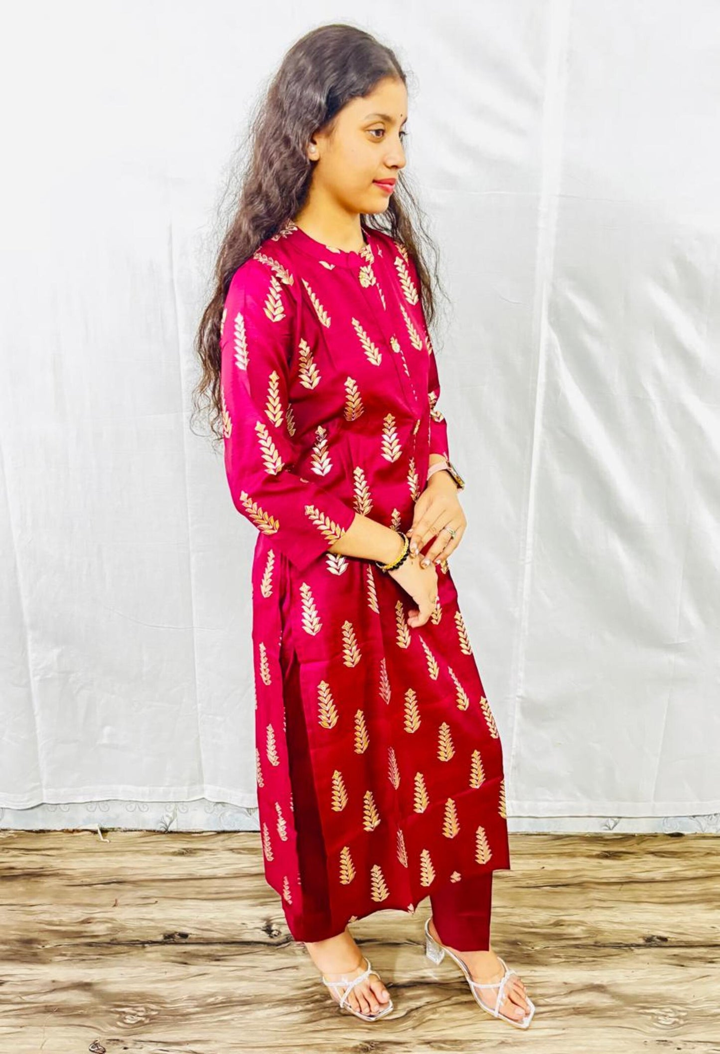 MAURYA Women Purple Printed Muslin Kurta Set with Dupatta (WMKS018)