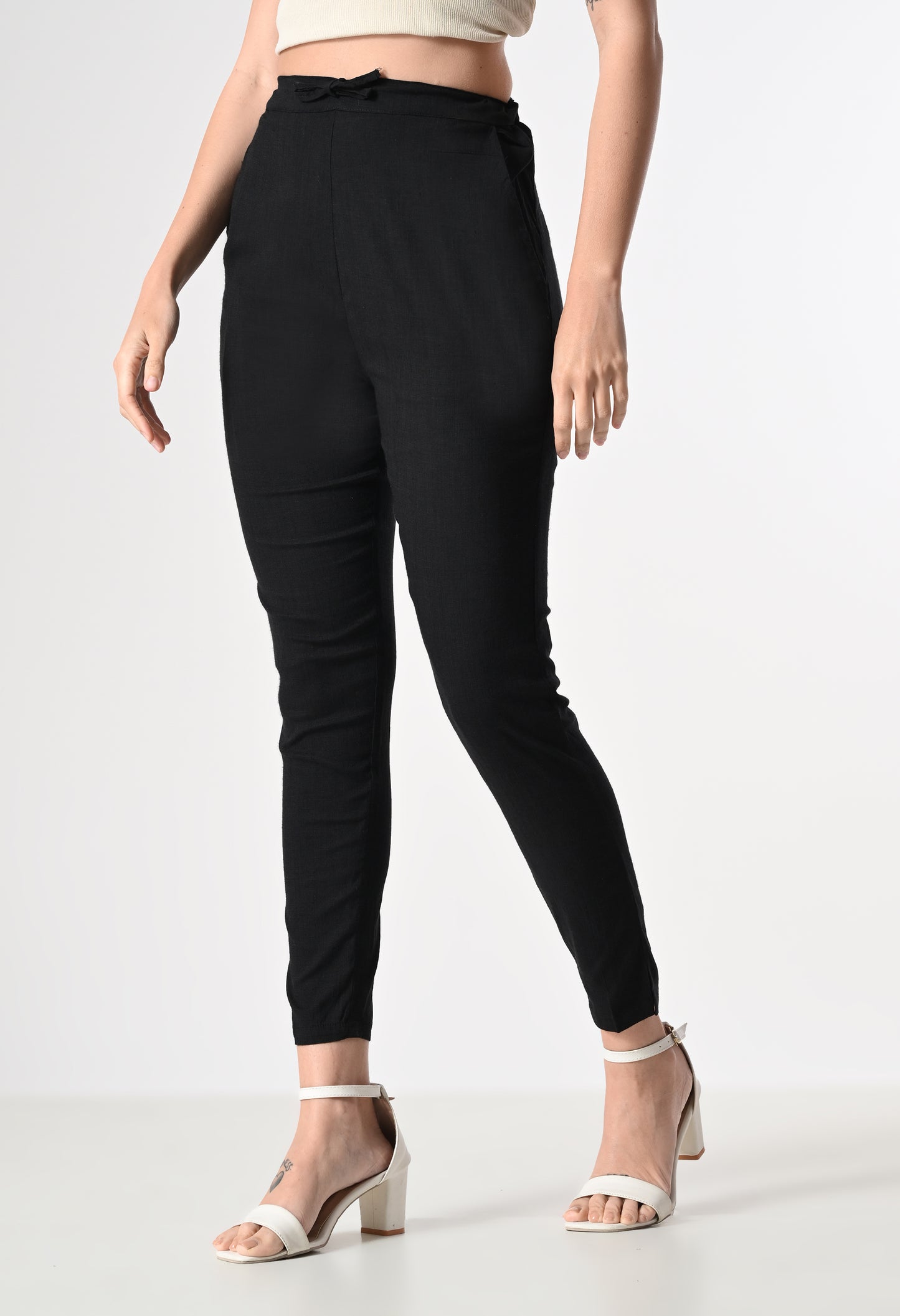 MAURYA Women's Black Solid Lycra Pant with 2 Side Pockets (MPT021)