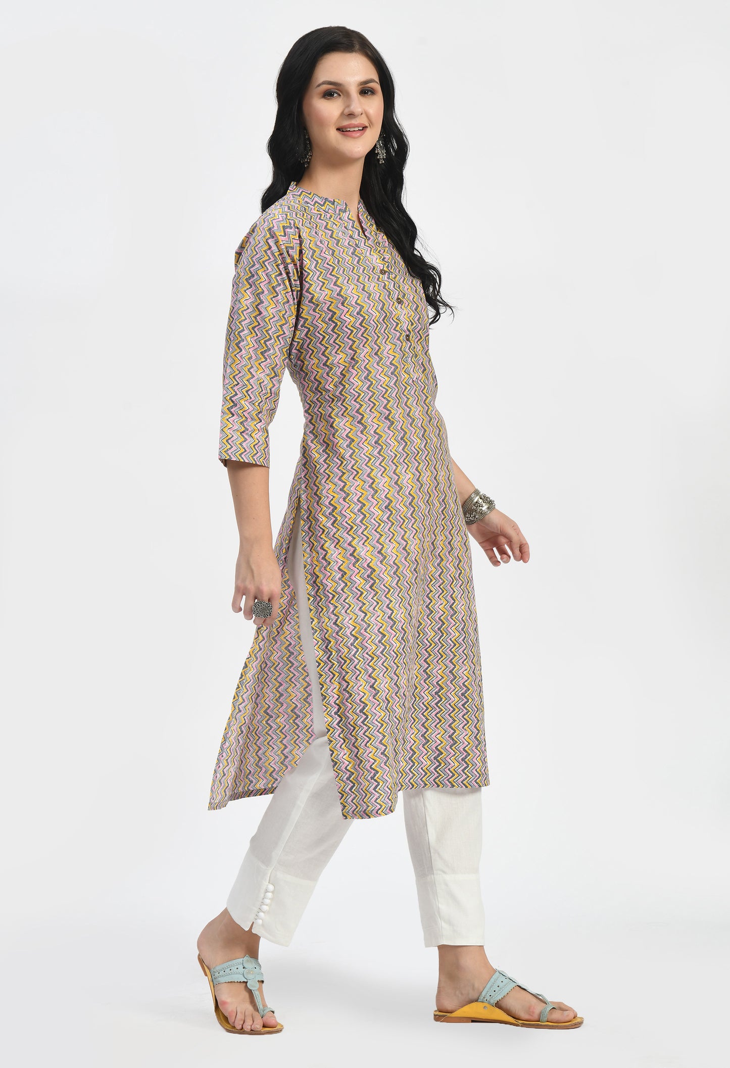 MAURYA Women's Cotton Chambric 60*60 Bottle Green Straight Zig Zag Print Kurta (MKT123)