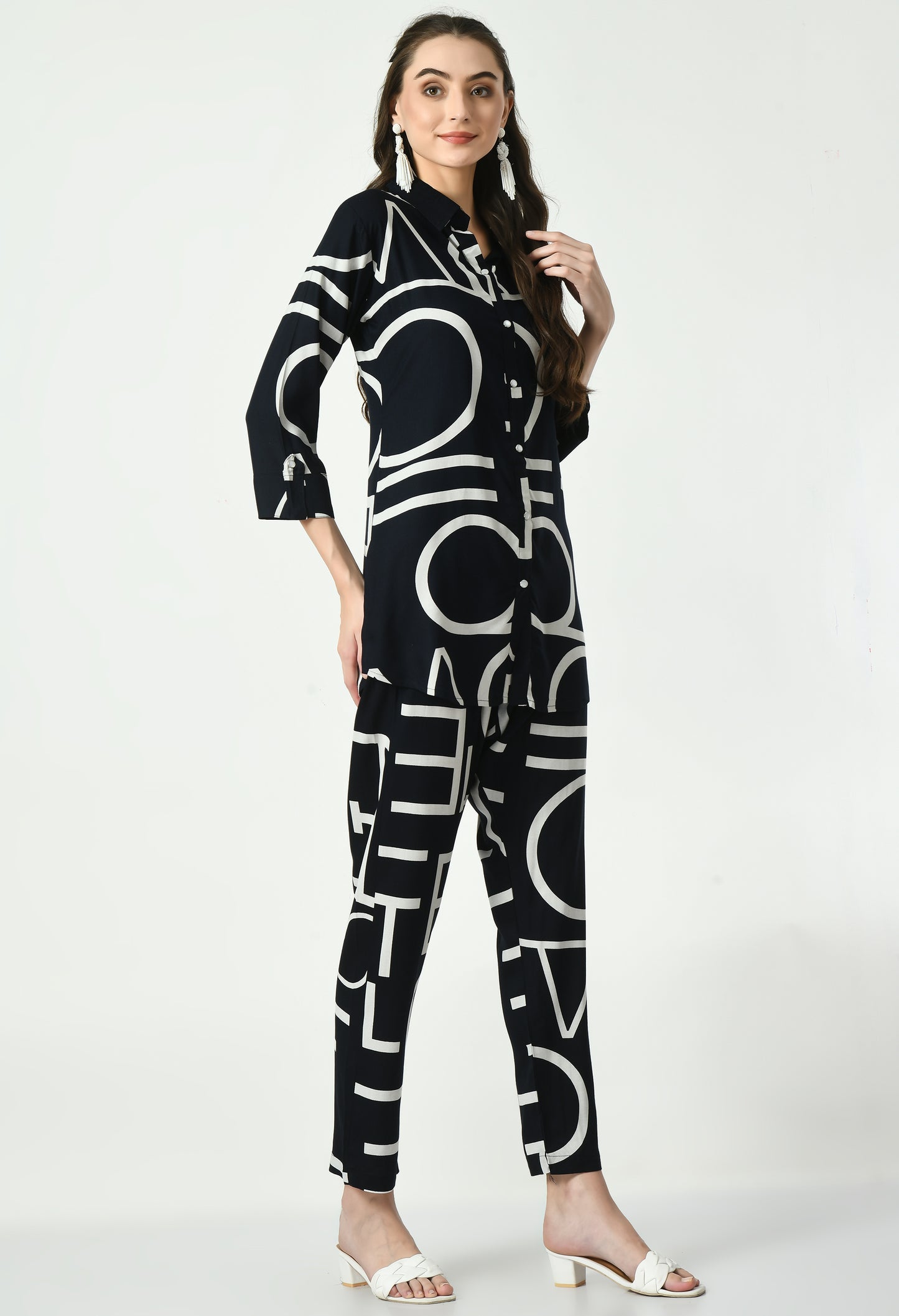 MAURYA Women's Rayon Navy Blue Alpha Print Co-ord Set (MCS054)