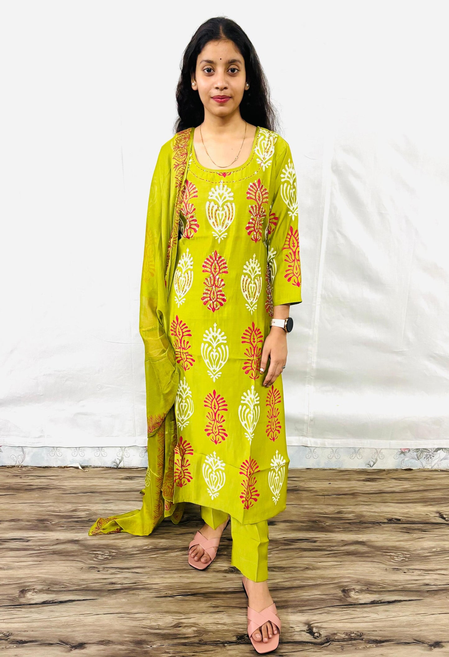 MAURYA Women Green Printed Poly Silk Kurta Set with Dupatta (WMKS016)