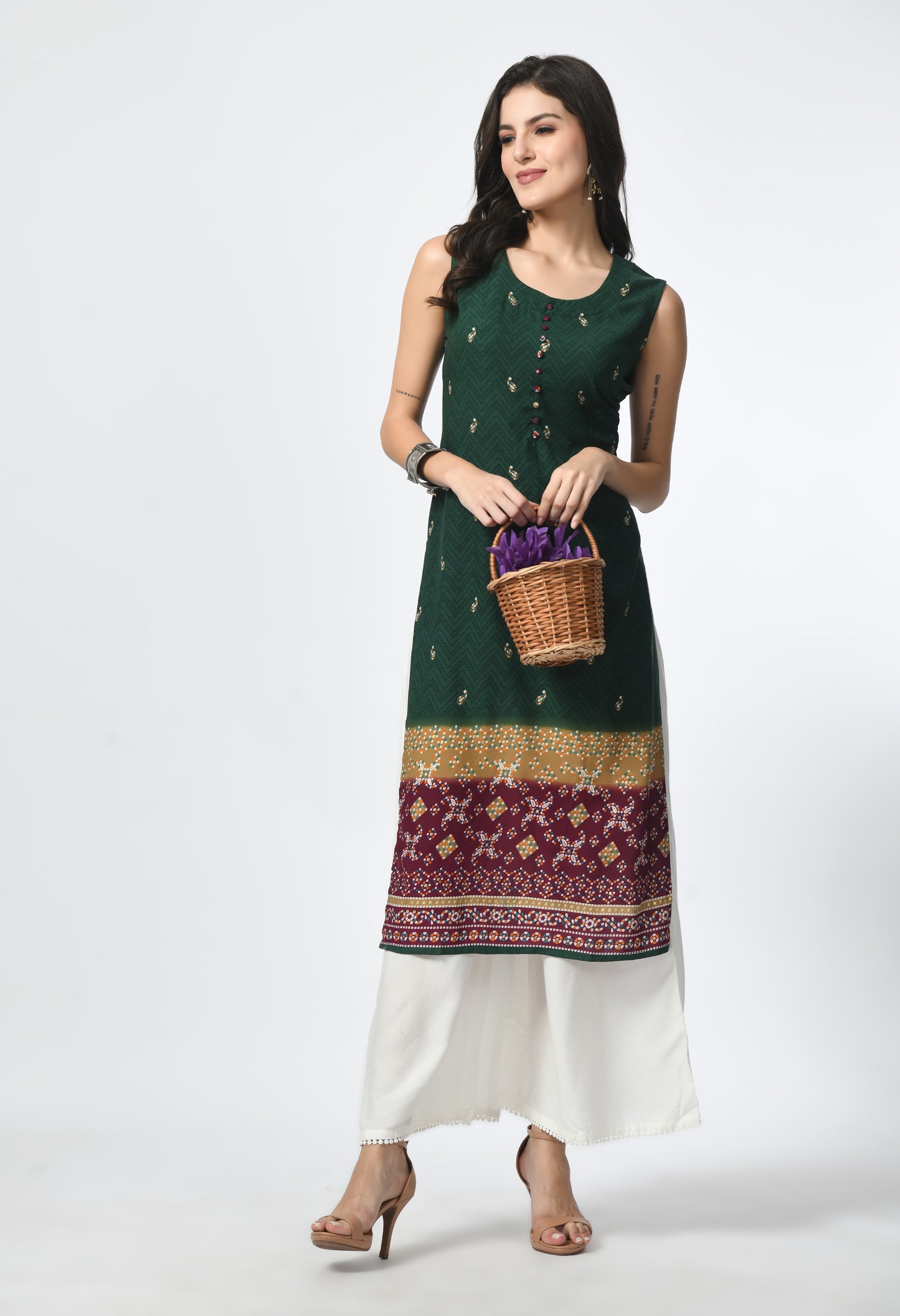 MAURYA Women's Rayon 12Kg Bottle Green Straight Paisley Print Inside 3/4 Sleeve Kurta (MKT122)