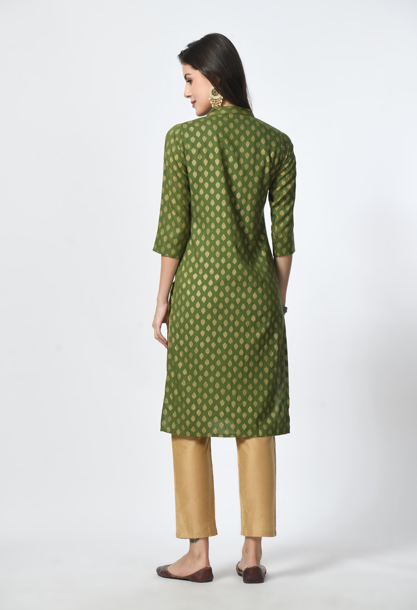 MAURYA Women's Green Rayon 12Kg Gold Floral Print Functional Button Straight Kurti (MKT121)