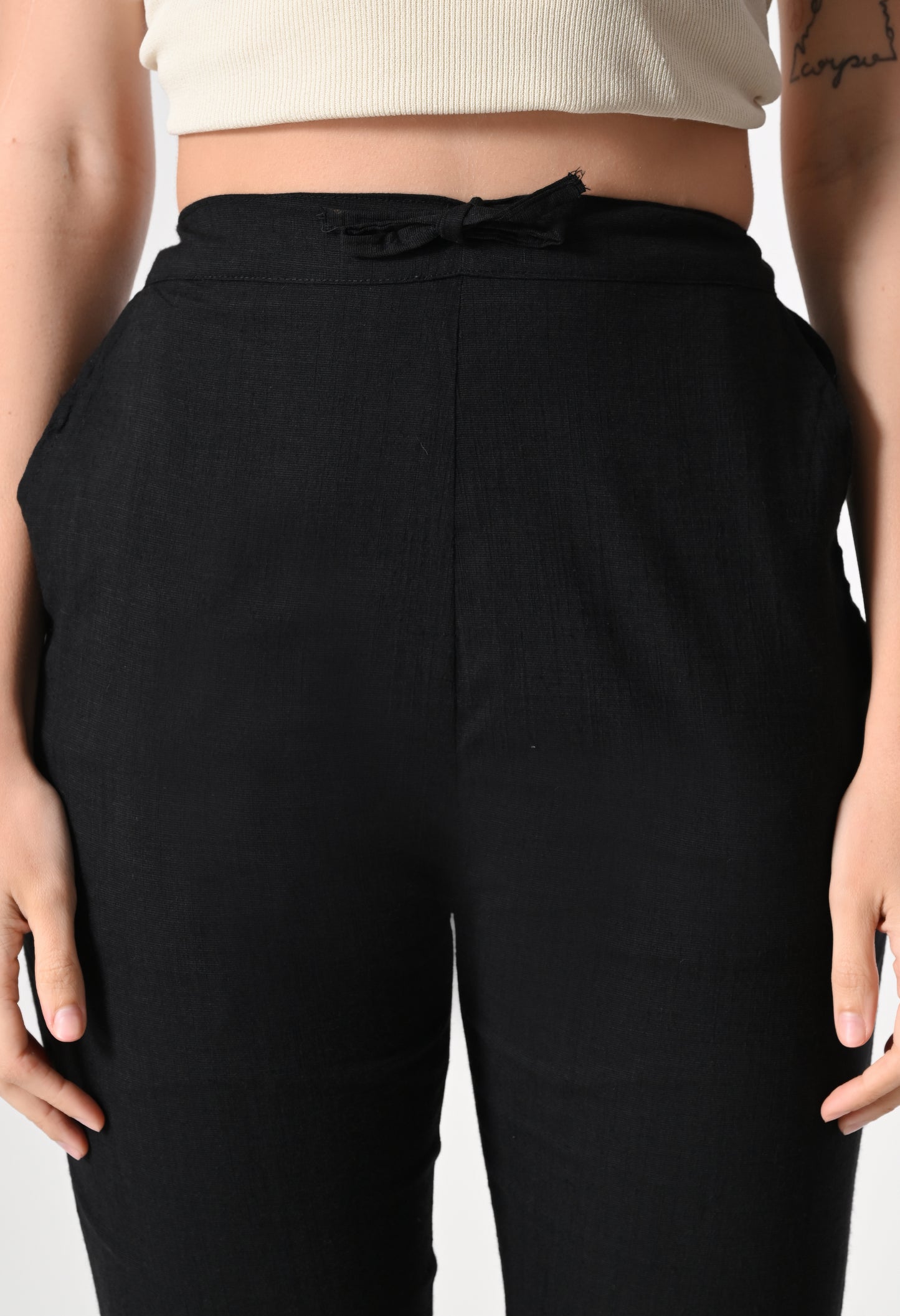 MAURYA Women's Black Solid Lycra Pant with 2 Side Pockets (MPT021)
