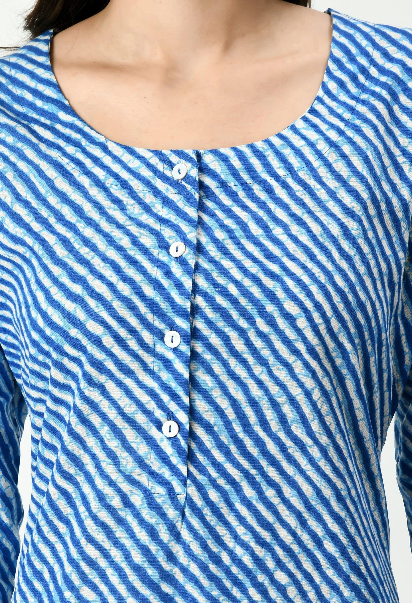 MAURYA Women's Cotton Blue Color Lehriya Print Calf Length Round Neck Straight Kurti (MKT075)