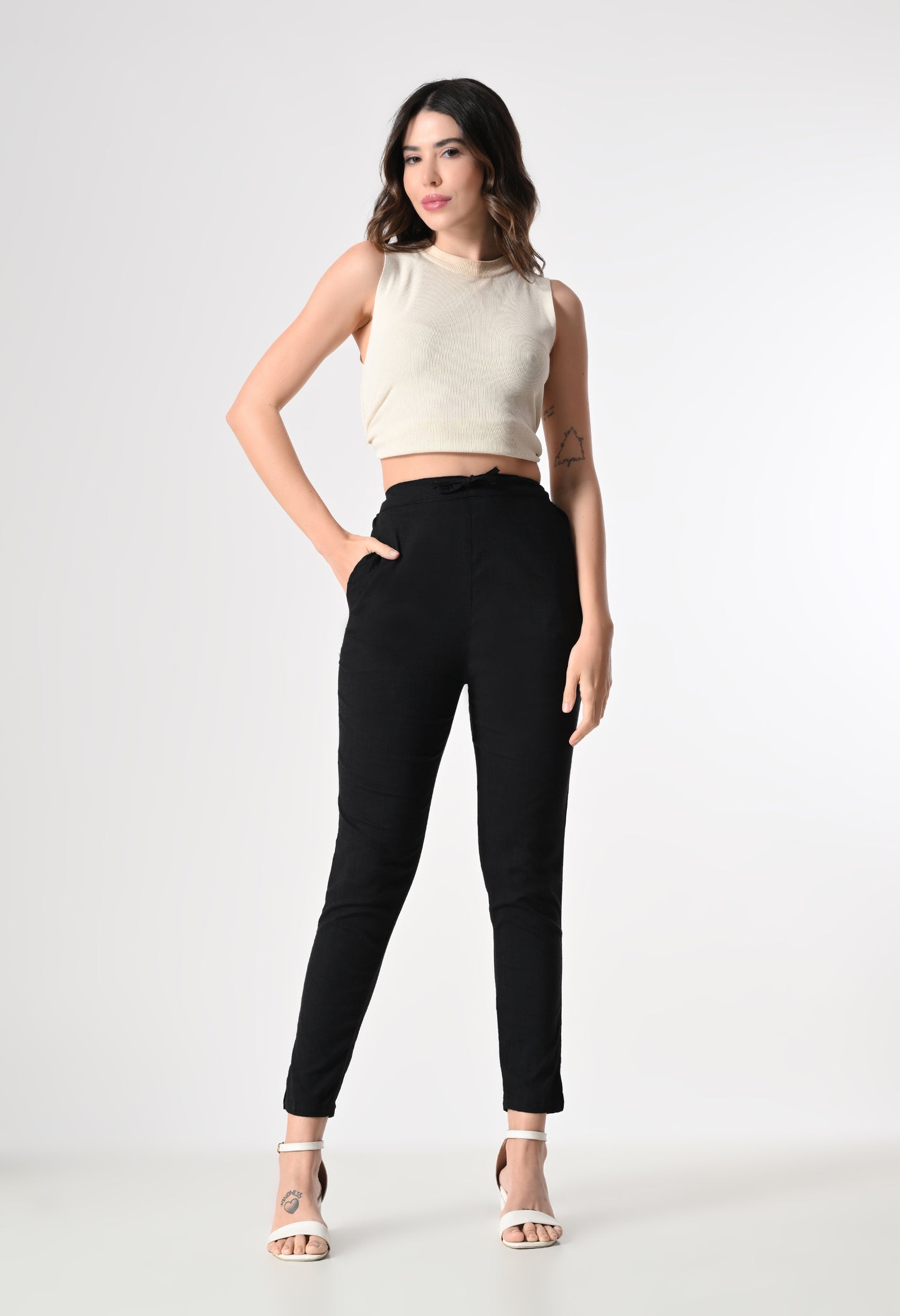 MAURYA Women's Black Solid Lycra Pant with 2 Side Pockets (MPT021)