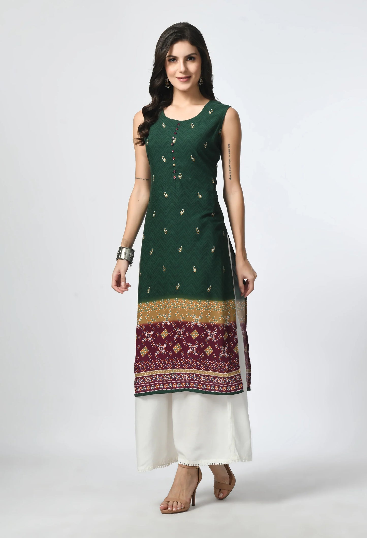 MAURYA Women's Rayon 12Kg Bottle Green Straight Paisley Print Inside 3/4 Sleeve Kurta (MKT122)