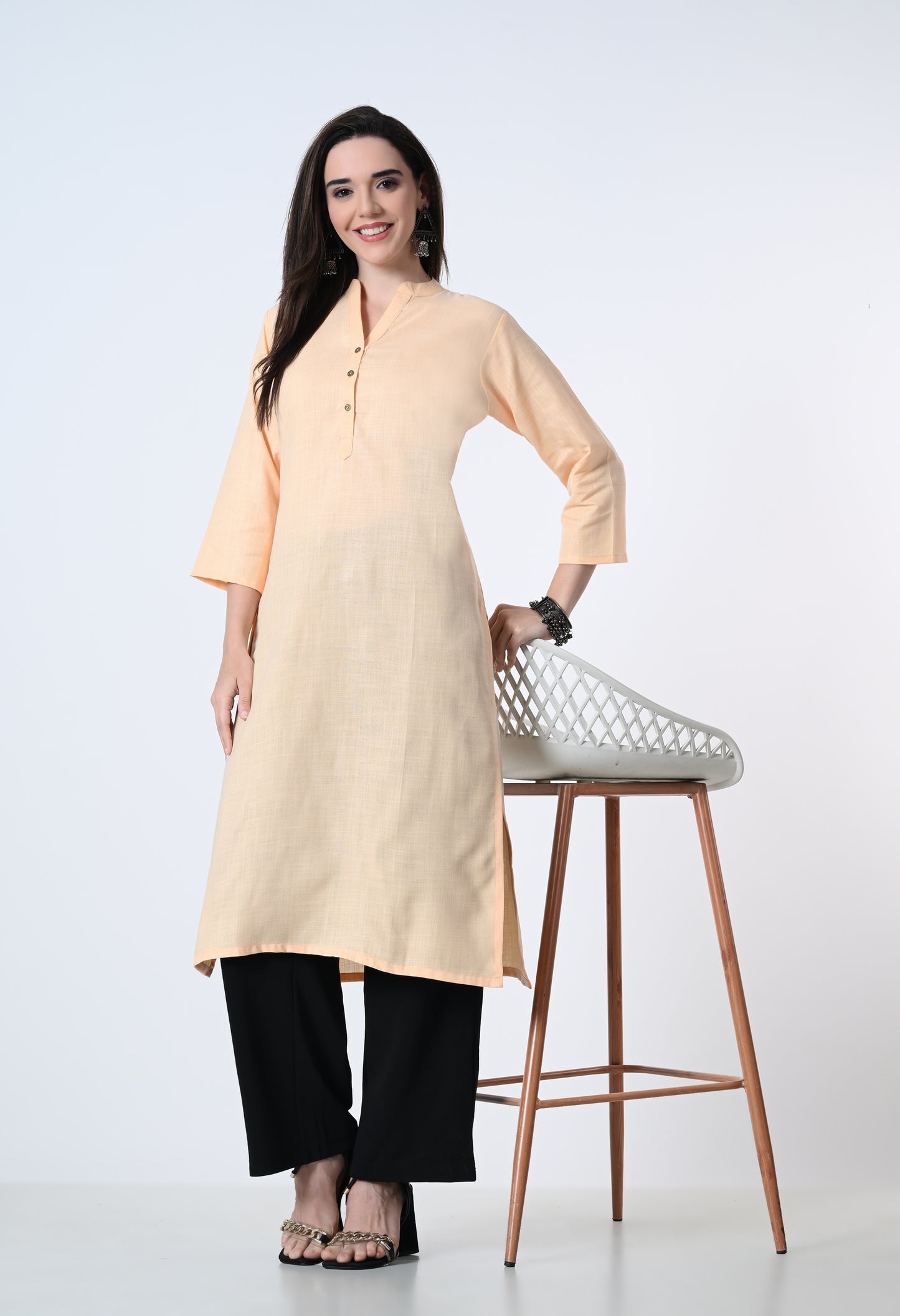 MAURYA Women's Cotton Blend Solid Kurti